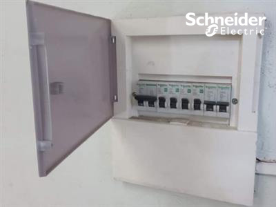 Tủ điện Schneider Electric có mấy loại